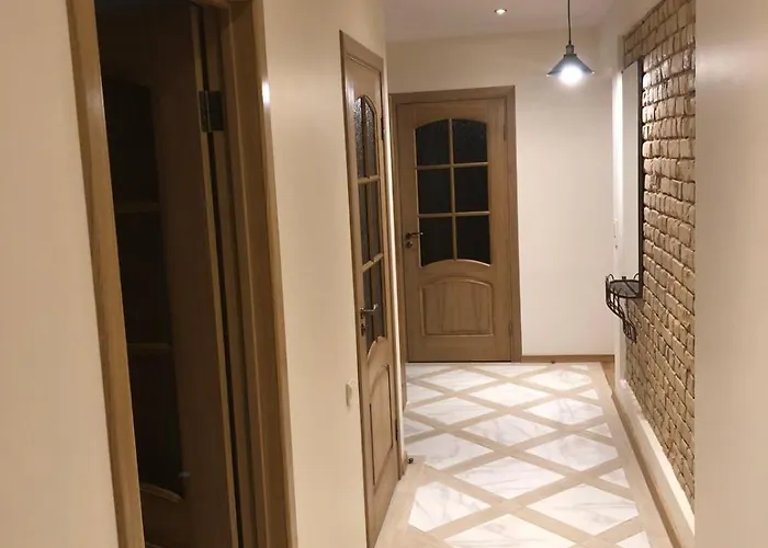 Riverside Embassy Huge With Free Parking * Riga